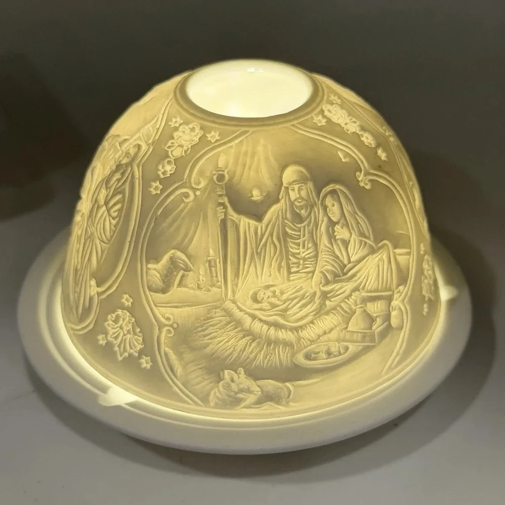 Fairy Lamp Luumii Light Dome Biblical Manger Scene LED White Porcelain 4.75x 3